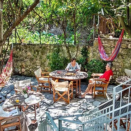 Hotel Nefeli 2*