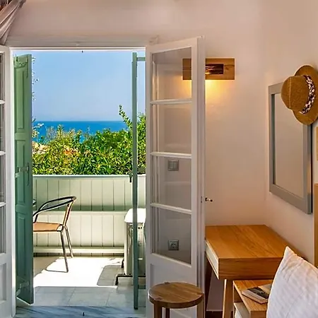 Hotel Nefeli Áyios Nikítas